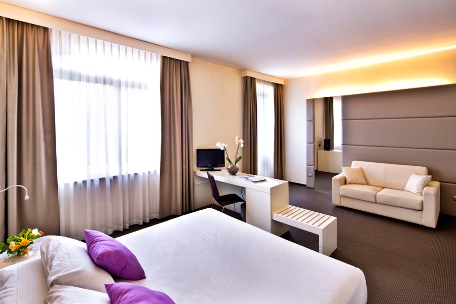 CLASSIC, DOUBLE OR TWIN BED