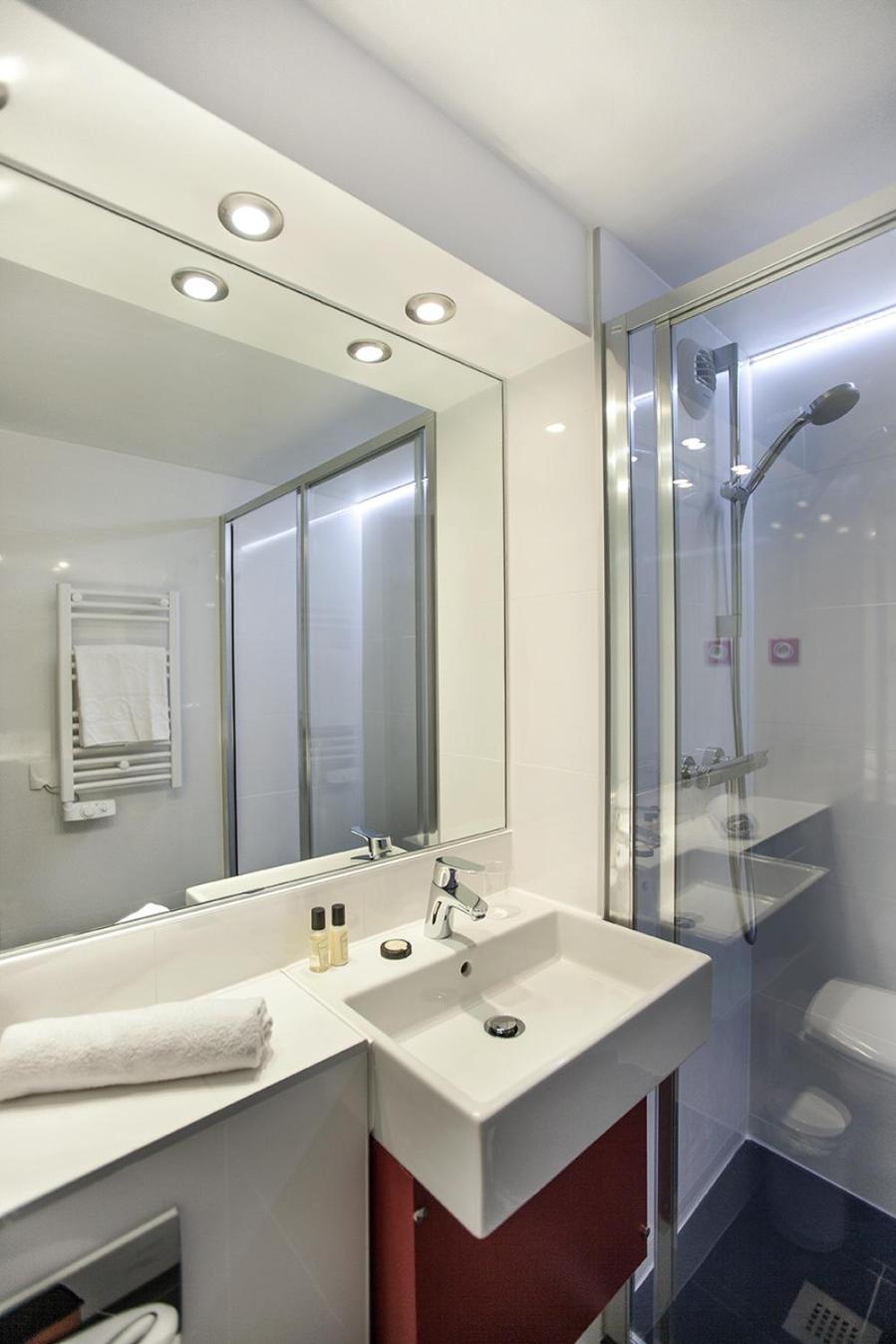 Superior, Double Bed, SENZA Grand Santana Hotel 5/5