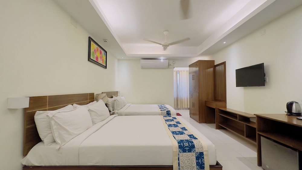 Hotel The Grand Hyatt Dhaka 8/42