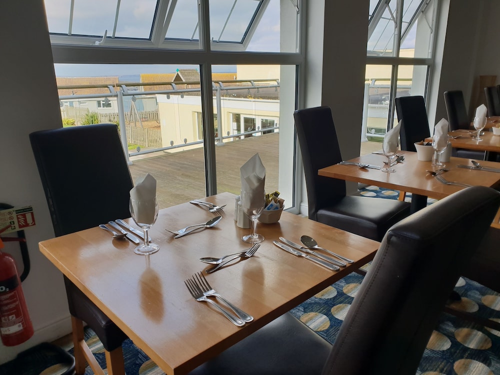 Pentire Hotel 50/63