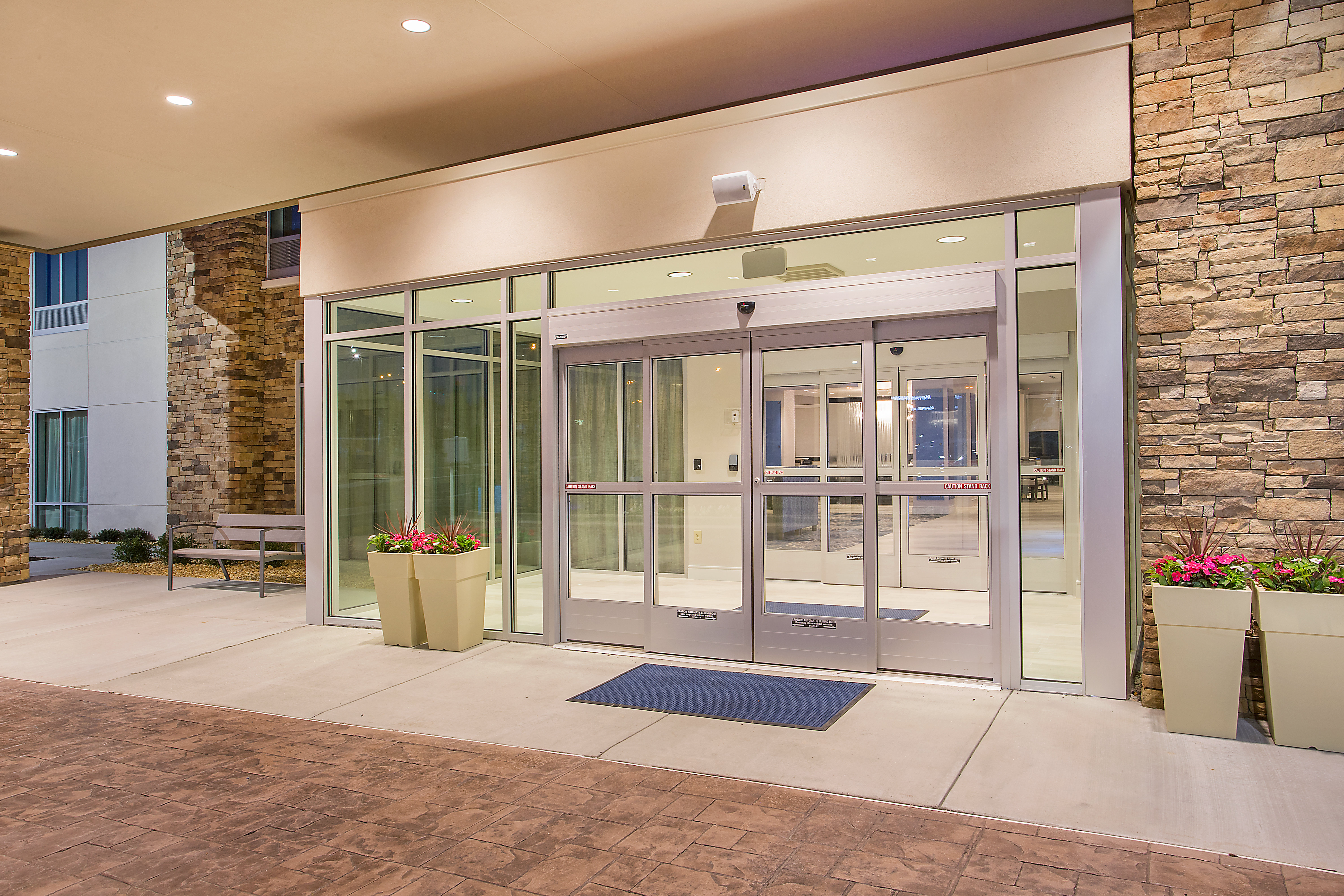 Holiday Inn Express Suites Covington 6/63