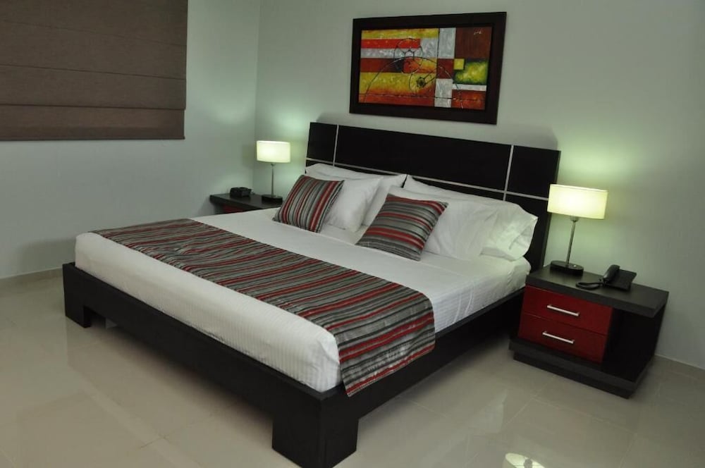 HOTEL OR 26/38