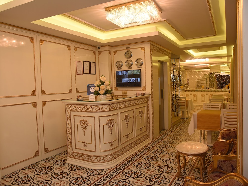BEST TOWN HOTEL 3/48