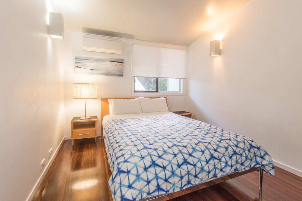 Allure Stradbroke Resort 9/70