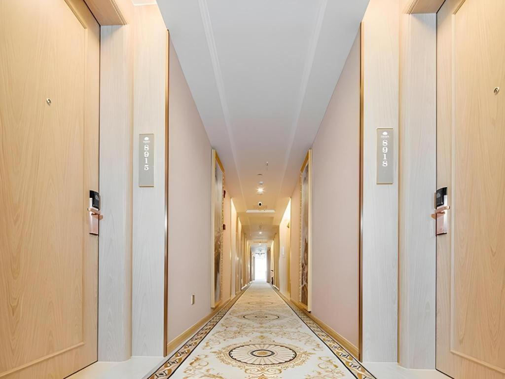 Vienna Hotel (Chongqing Jiangjin Shuangfu store) photo3