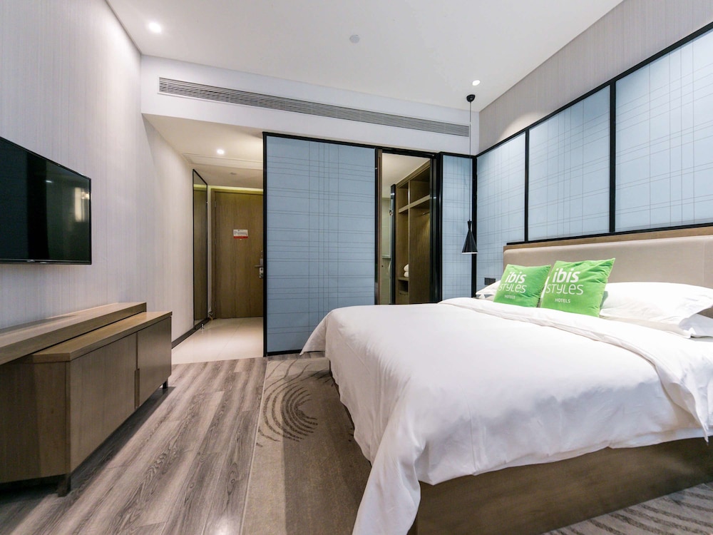 Ibis Styles Shanghai Hongqiao Airport 15/45