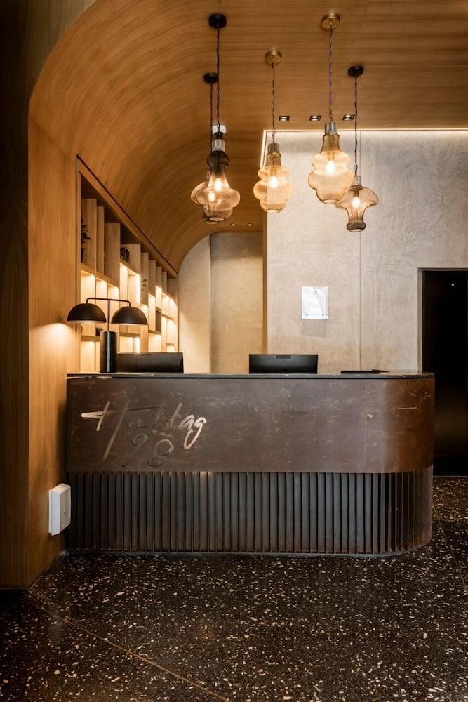 Hashtag 98 Hotel 10/55
