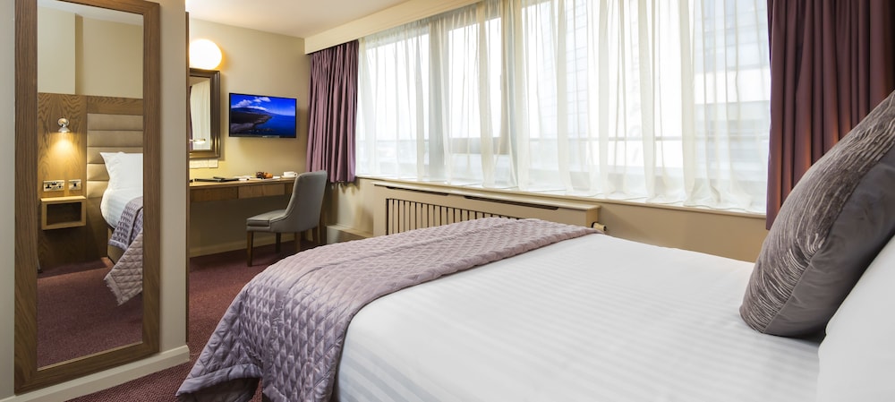 Limerick City Hotel 32/72