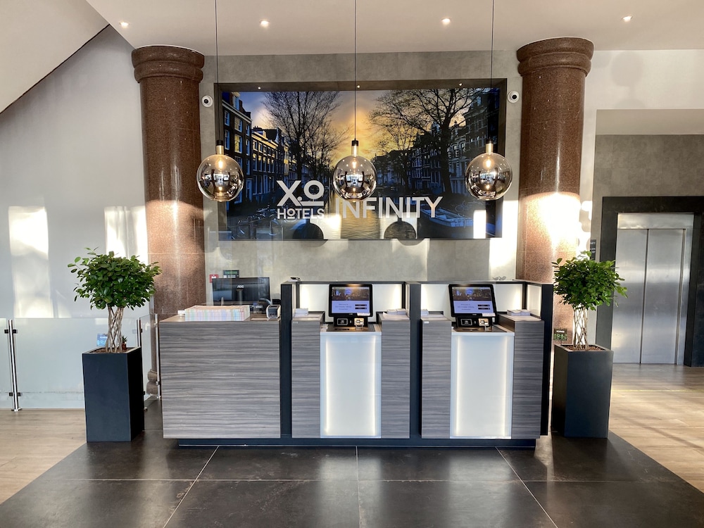 XO Hotels Infinity 7/60