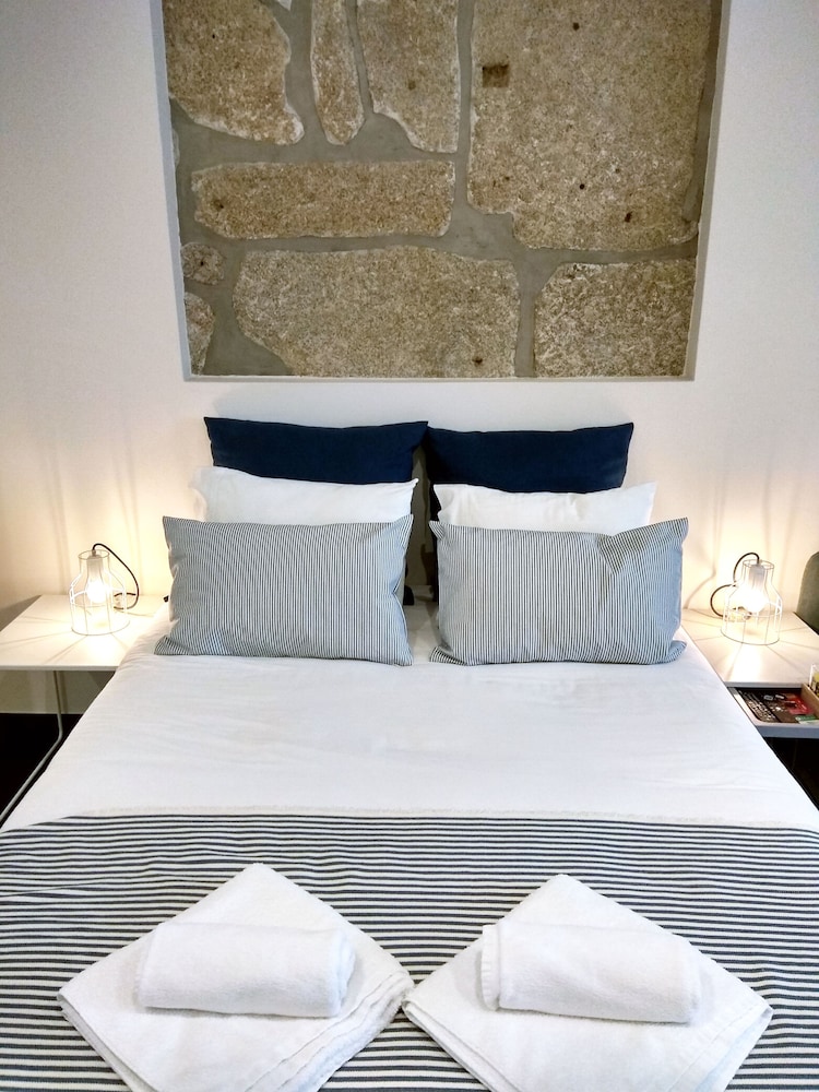 Ribeira Cinema Apartments 13/33