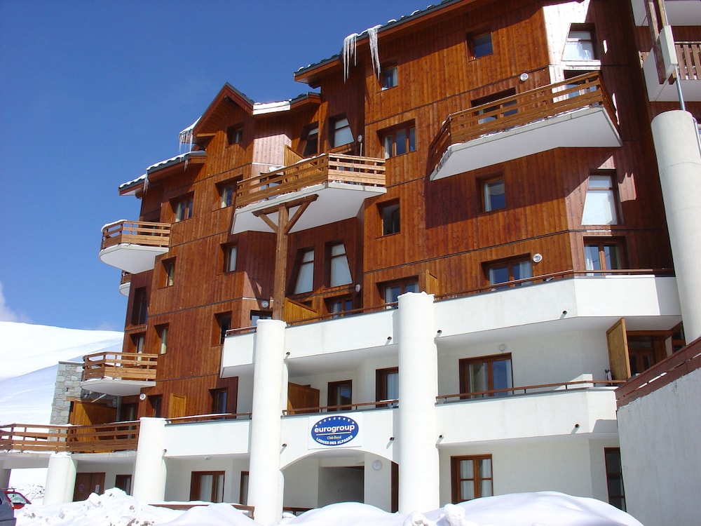 Madame Vacances Les Chalets Des Alpages 10/43