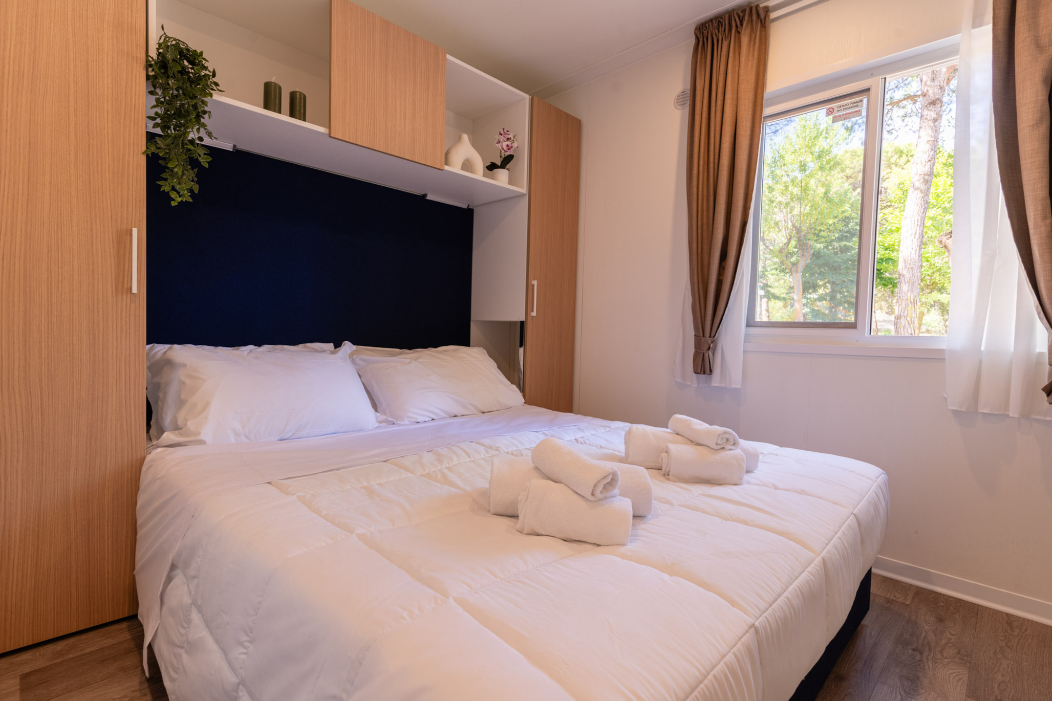 COMFORT, LODGE, PET FRIENDLY