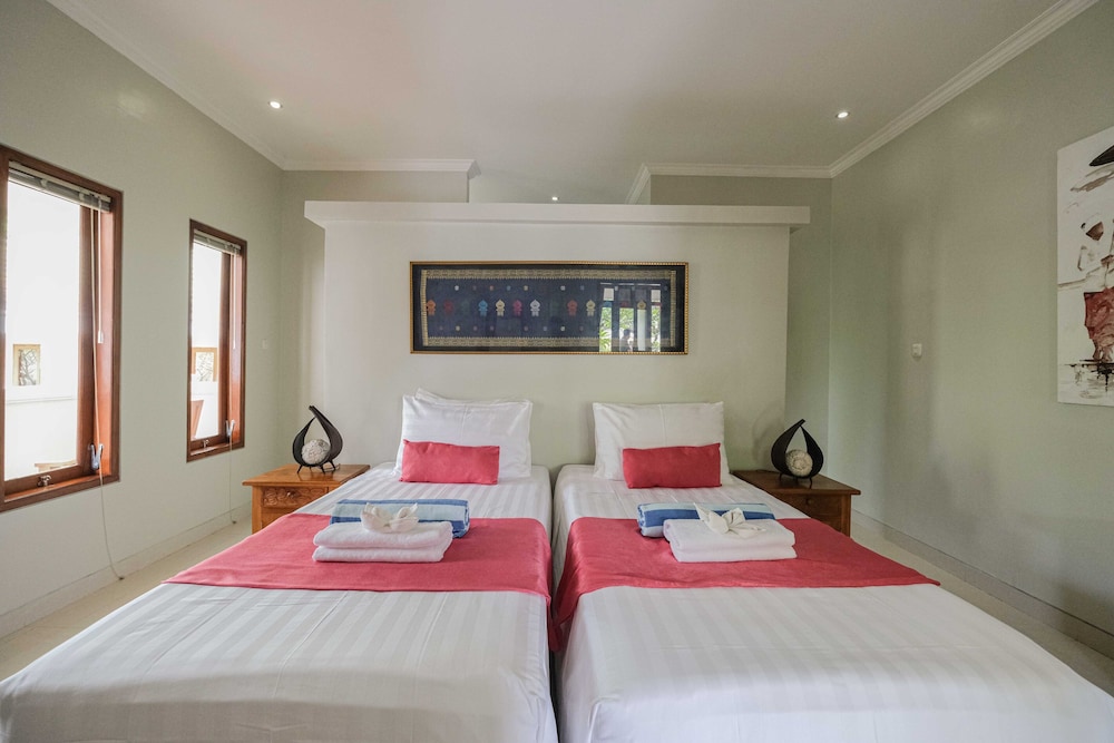 2 BEDROOMS, DELUXE, VILLA, POOL SIDE