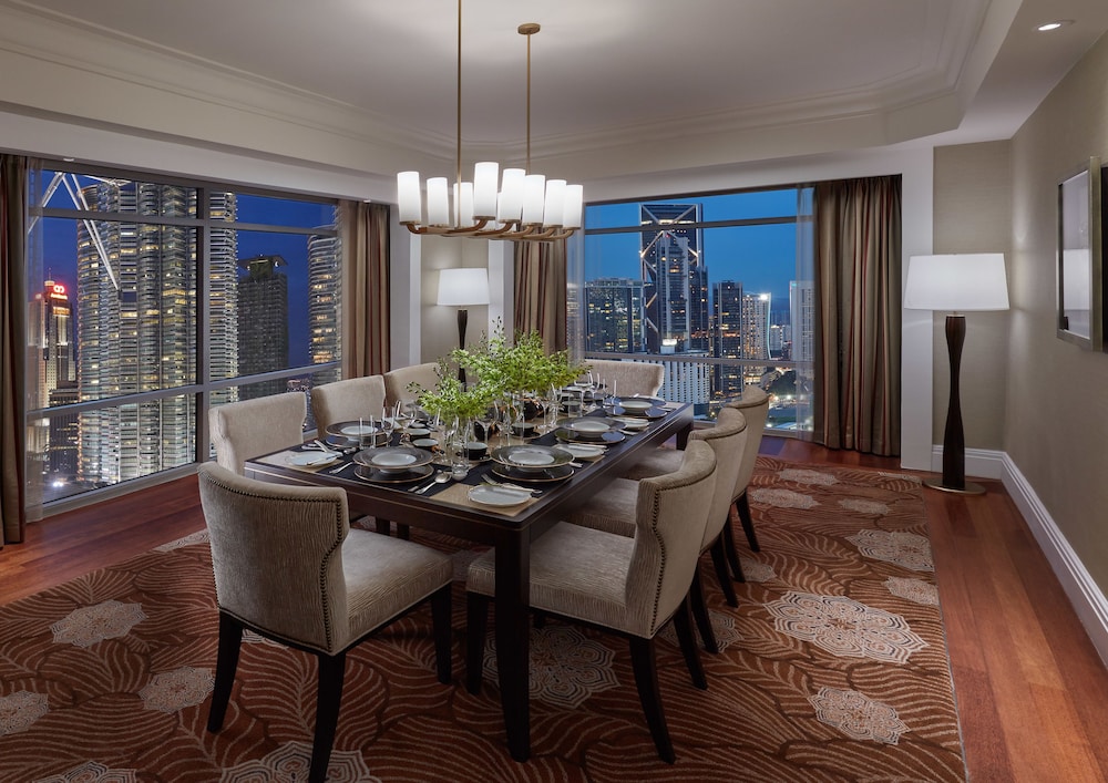 Mandarin Oriental Kuala Lumpur 59/83