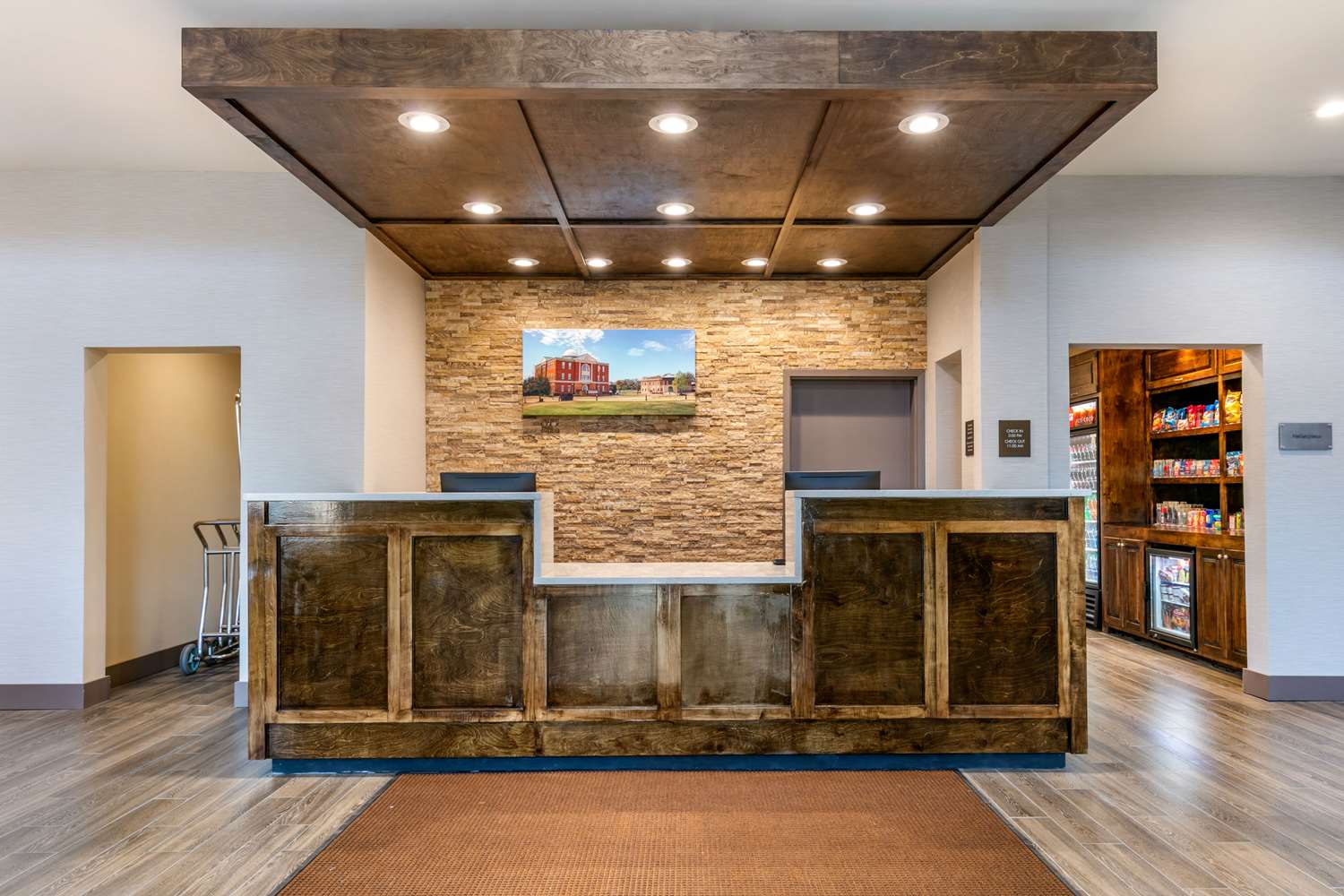 Comfort Suites North Tupelo, MS 4/36