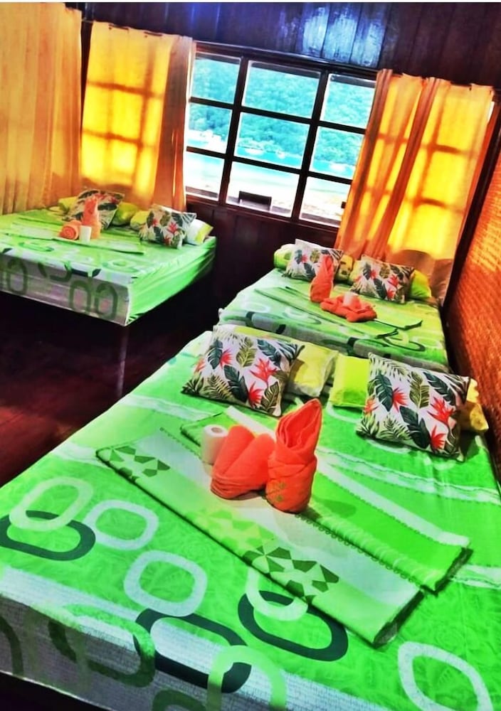 El Nido Corner Pension And Restaurant 44/50