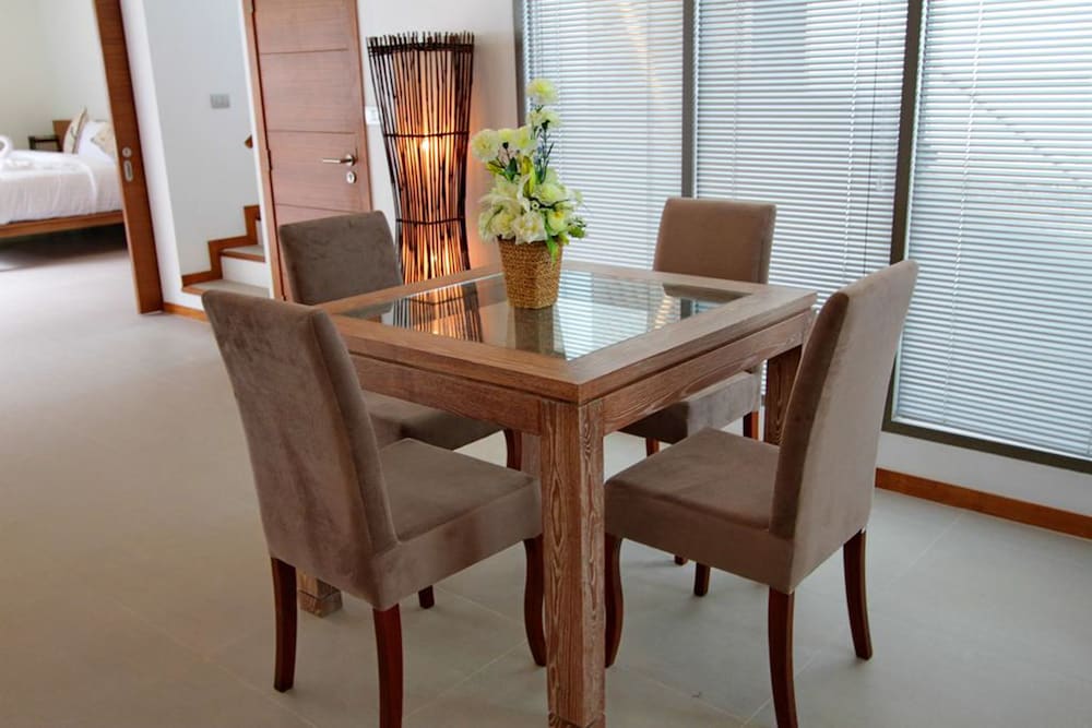 Ya Nui Beach Villas 43/53