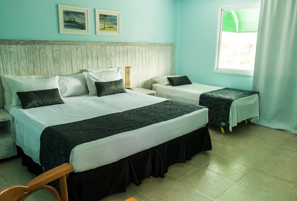 Farol de Itapuã Praia Hotel 9/50