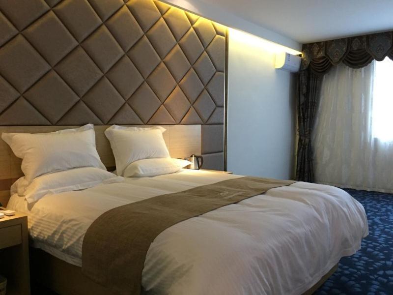 GreenTree Inn XiAn Xincheng District Raily Station Wukou Metro Station Hotel 13/49