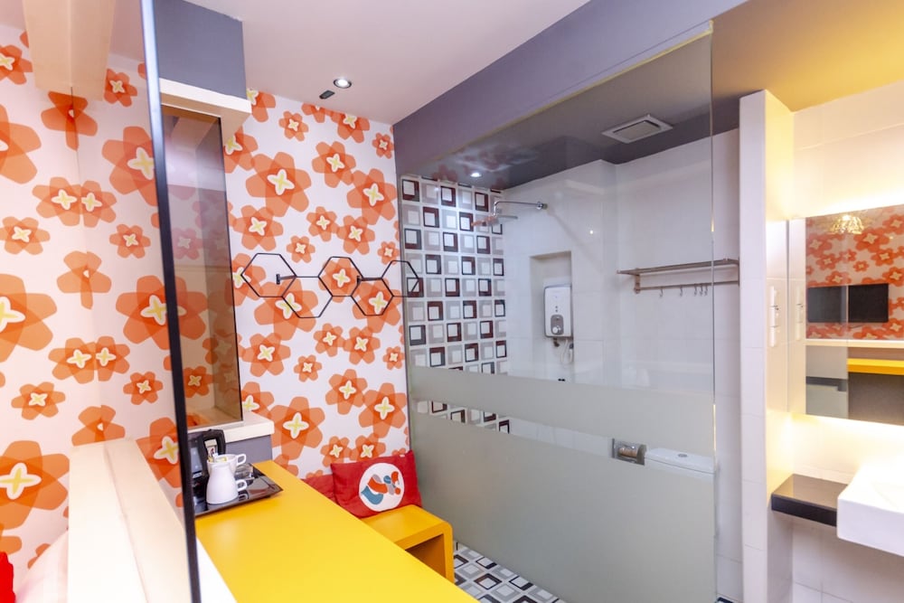 Hotel O Rooms Boutique Hotel 35/37