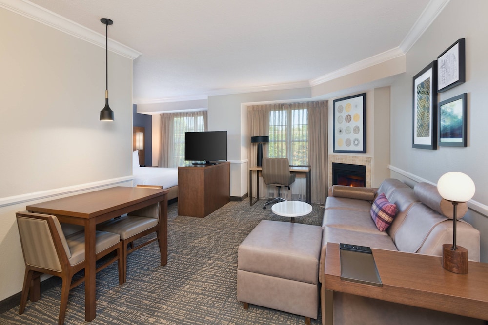 Residence Inn by Marriott State College 21/34