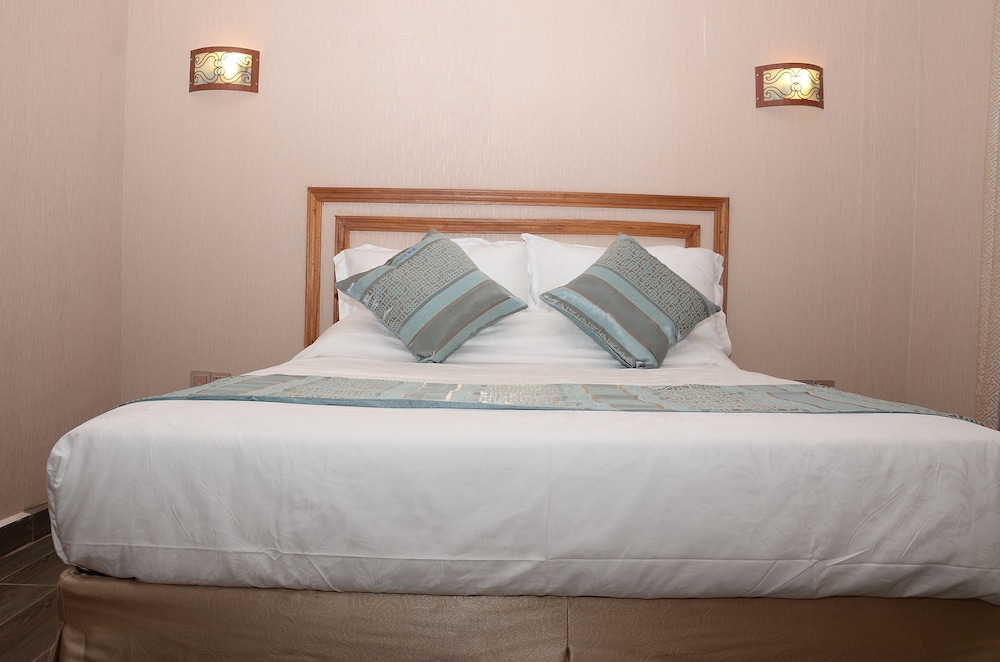 STANDARD, SINGLE, KING BED