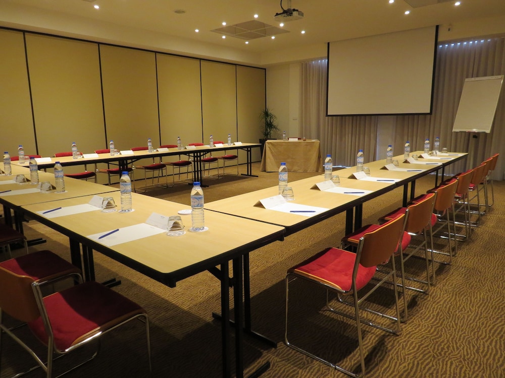 Novotel Setubal 38/50