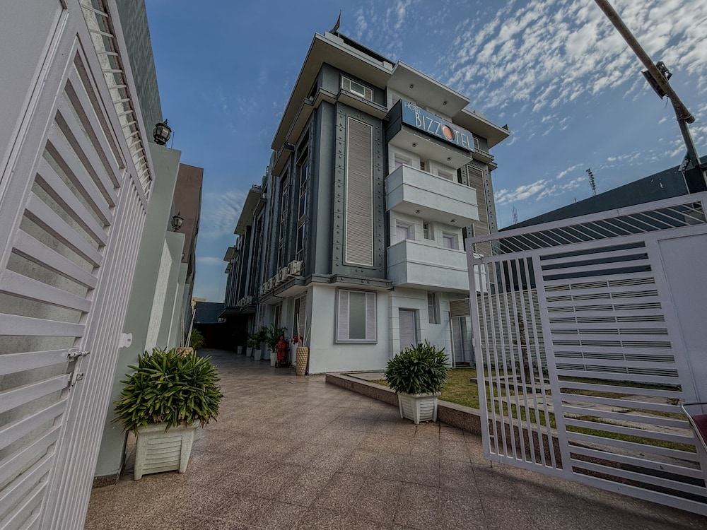 Hotel Bizzotel 39/40
