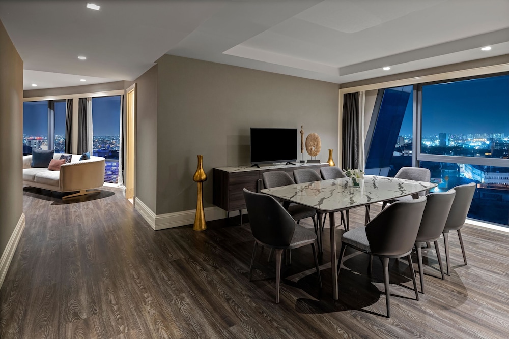 Windsor Hotel & Convention Centre Istanbul 41/48