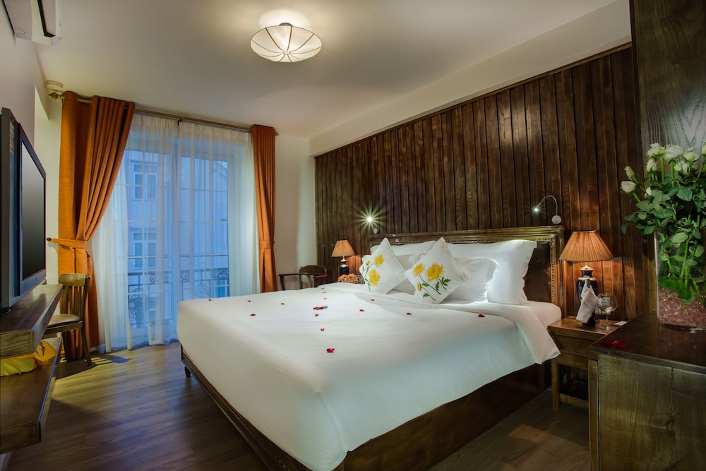 Noble & Swan Boutique Hotel 17/60