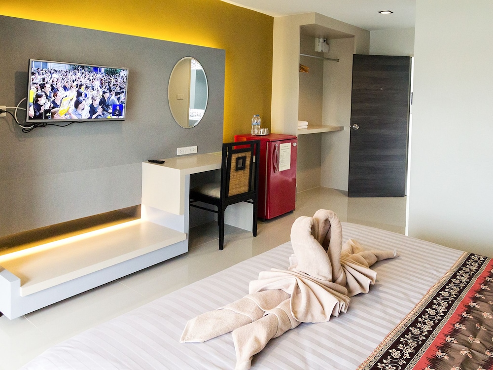 Silom Boutique Hotel Hatyai 27/37