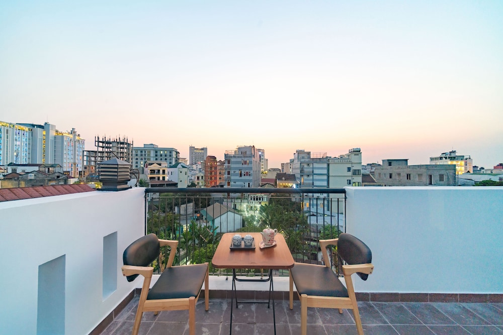Stop And Go Boutique Homestay In Hue 46/50