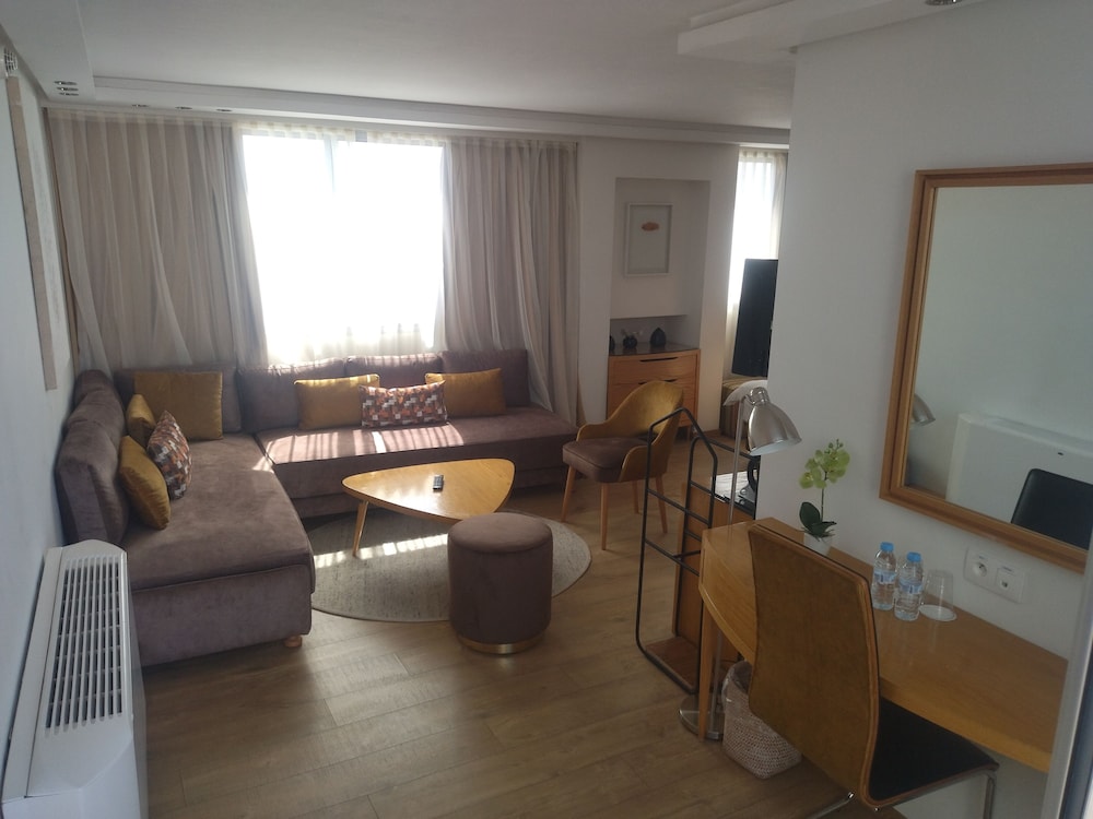 Le Pietri Urban Hotel 27/50