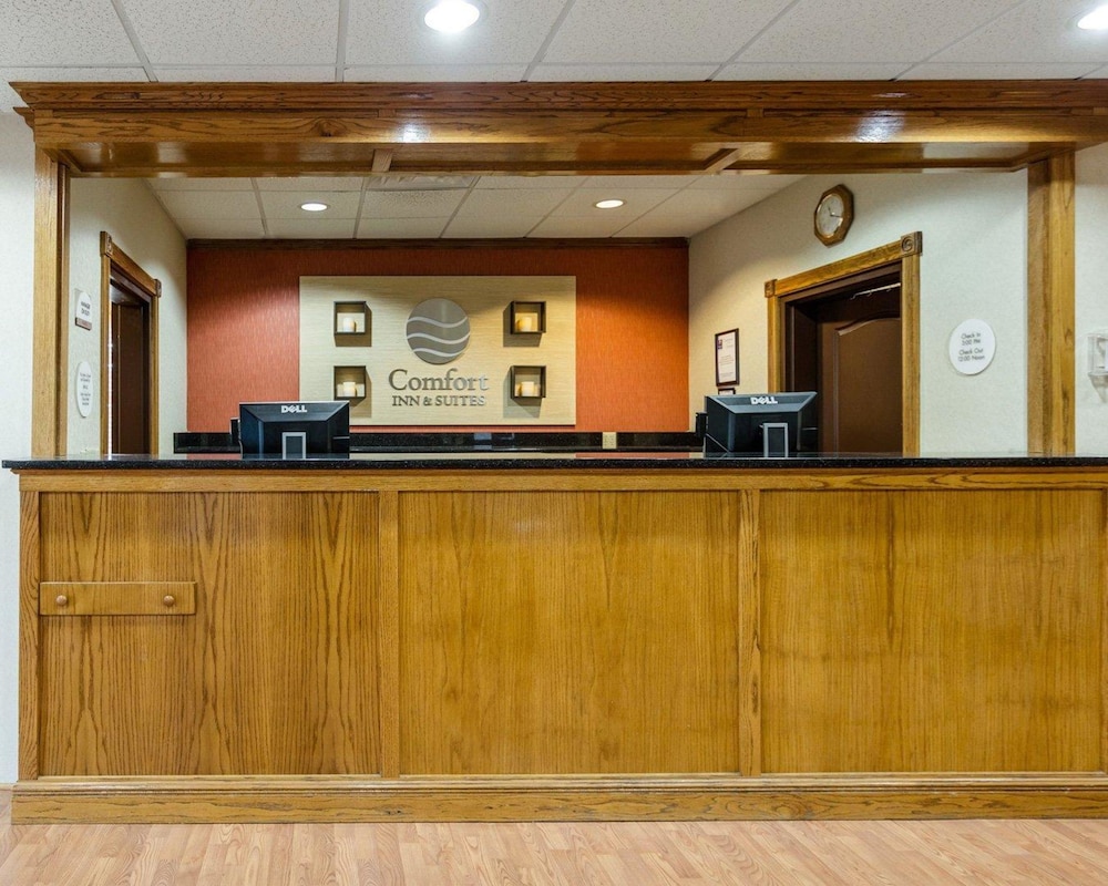 Comfort Inn and Suites Grenada 10/40