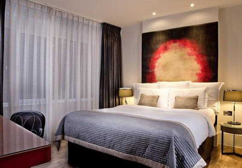 Deluxe, Double Bed