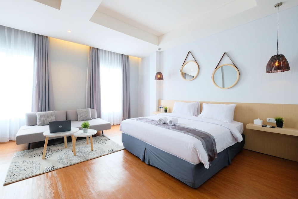 Lopi Hotel 14/36
