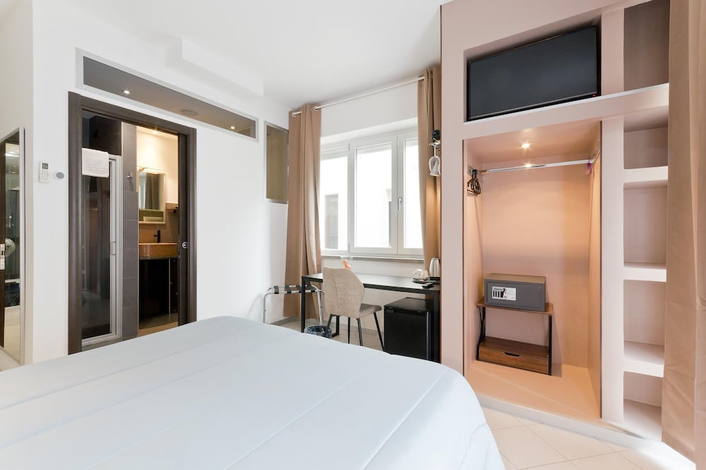 Bella Pescara Hotel 24/50