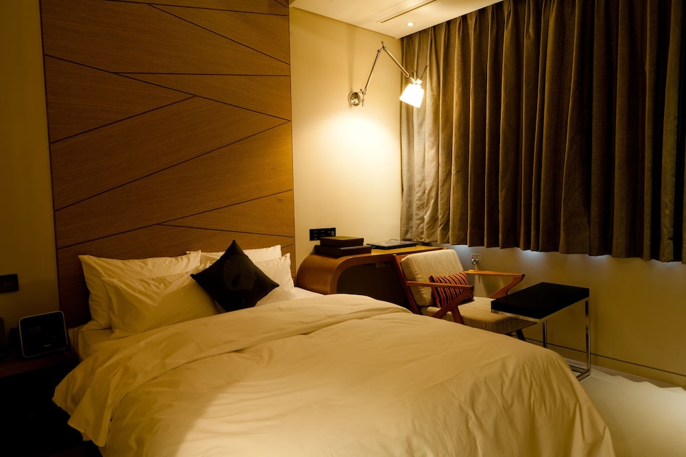 Hotel The Designers Hongdae 16/80