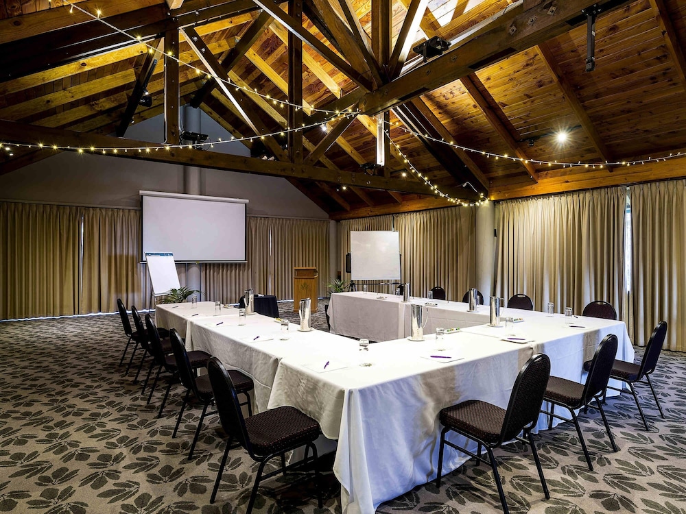 Grand Mercure Puka Park Resort 41/49