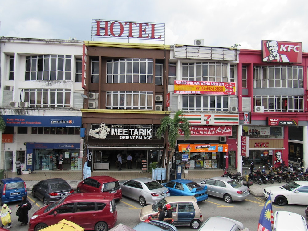 Fast Hotel Idaman Near To IIUM KL 66/75