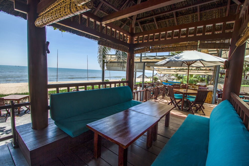 Blue Ocean Resort 33/72