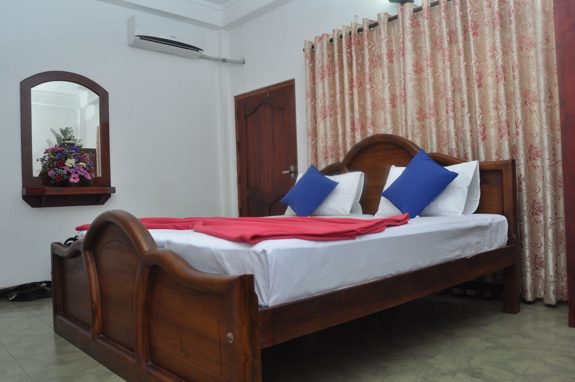 غرفة اقتصادية بسرير مزدوج