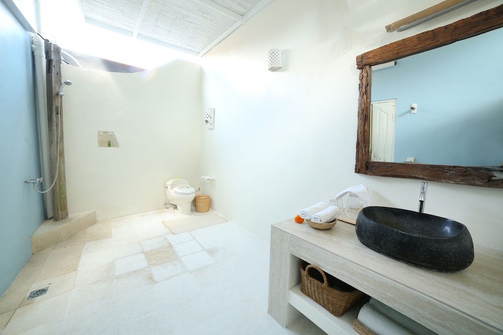 The Chillhouse Canggu by BVR Bali Holiday Rentals 48/50