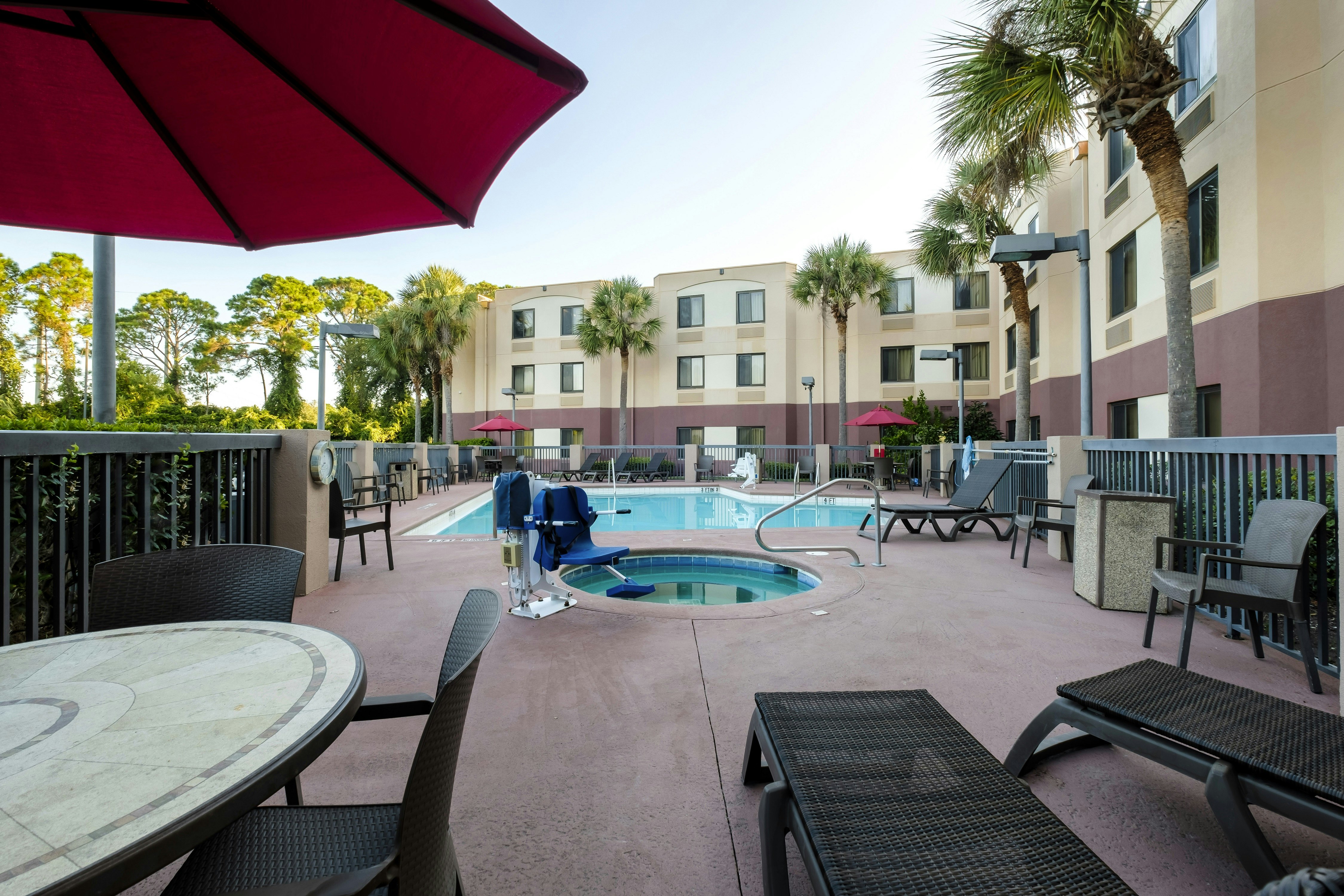 Red Roof PLUS Palm Coast 28/34