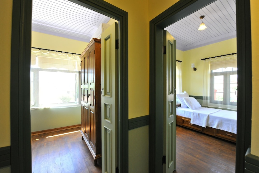 Petrino Gokceada Hotel 18/37