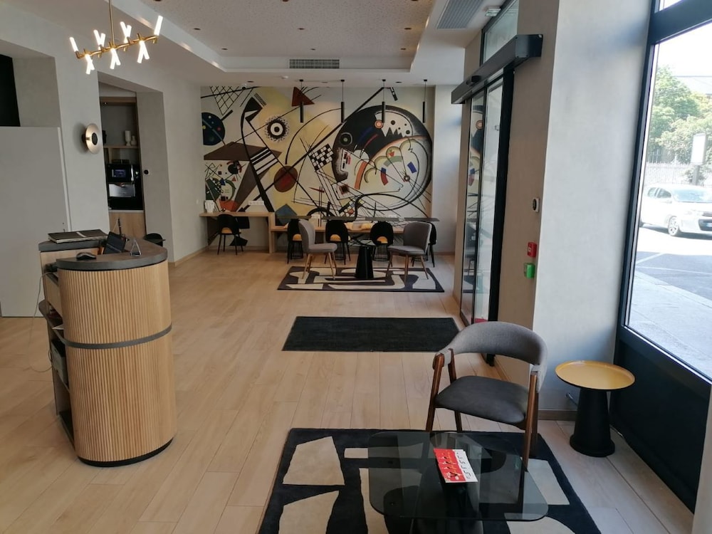 Avia Saphir Montparnasse 16/27