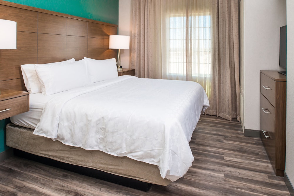Staybridge Suites Pecos 19/56