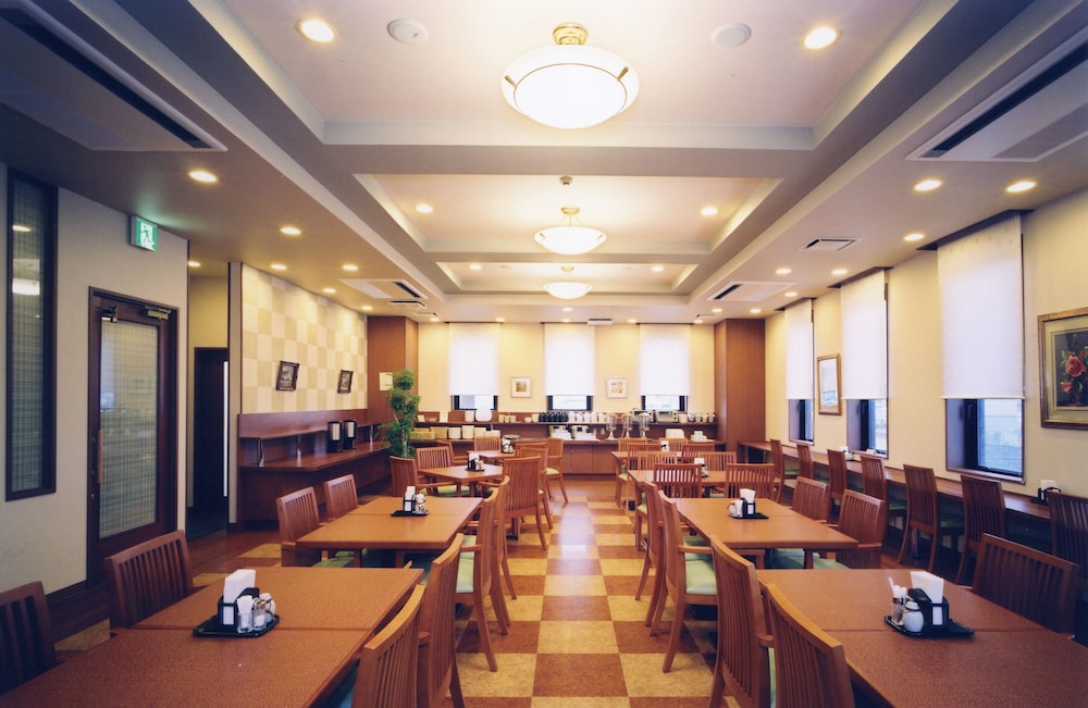 Hotel Route-Inn Shibata Inter 32/36