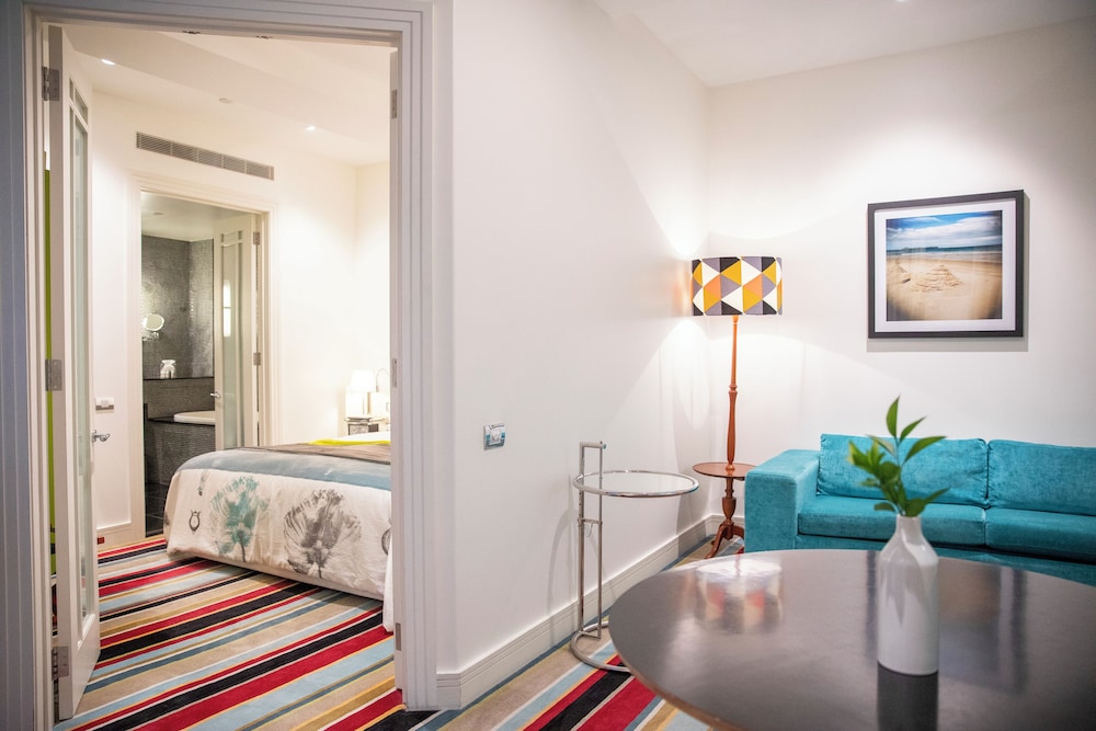 Hotel DeBrett 45/67