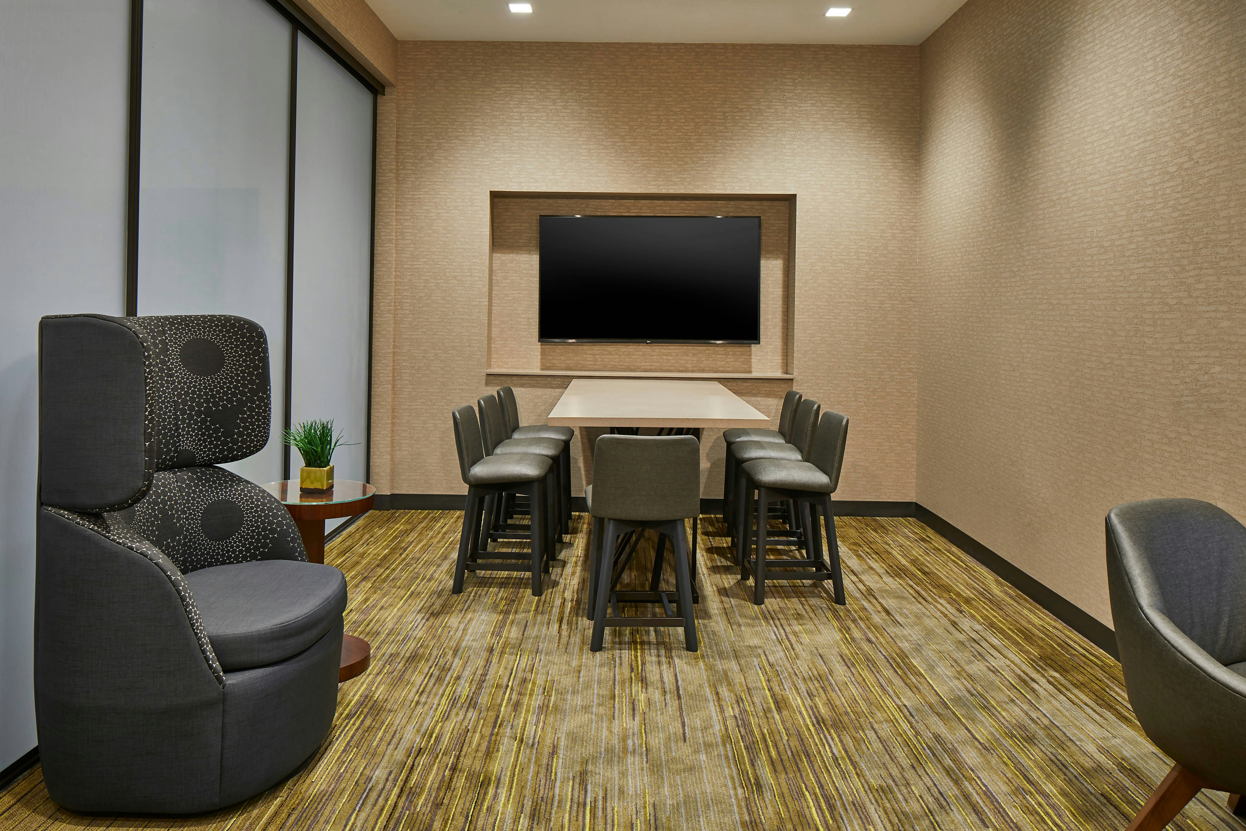 Courtyard by Marriott Baltimore Downtown/McHenry Row 46/55